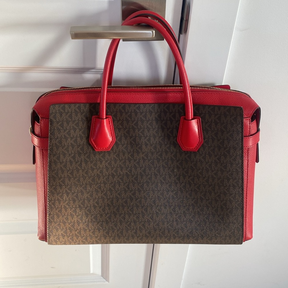 Michael Kors Mercer Belted Large Satchel bag 💼 - Picture 2 of 10